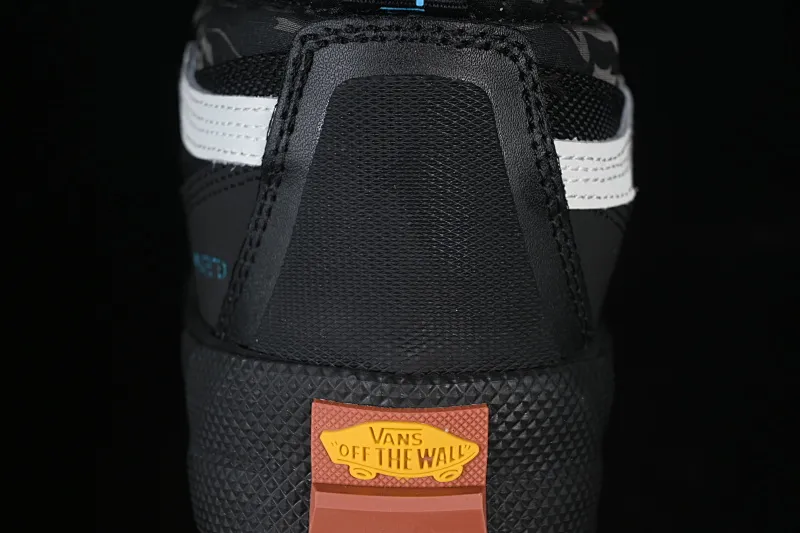 All categories Vans Vans series Vans Hi Vans high-top Vans Sk8-Hi Gore Te Outdoor adventure series round-toe lace-up high-top outdoor functional casual shoes VN0A5I11A0D